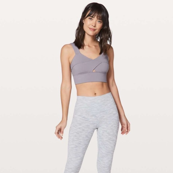 ✨Lululemon Wild Twist Bra
Dusty Dawn 4 - Picture 3 of 7